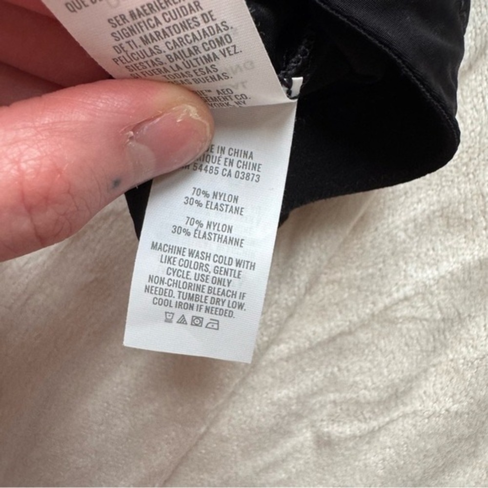 Black Cropped T-Shirt Top - Unknown Brand - Picture 3 of 3